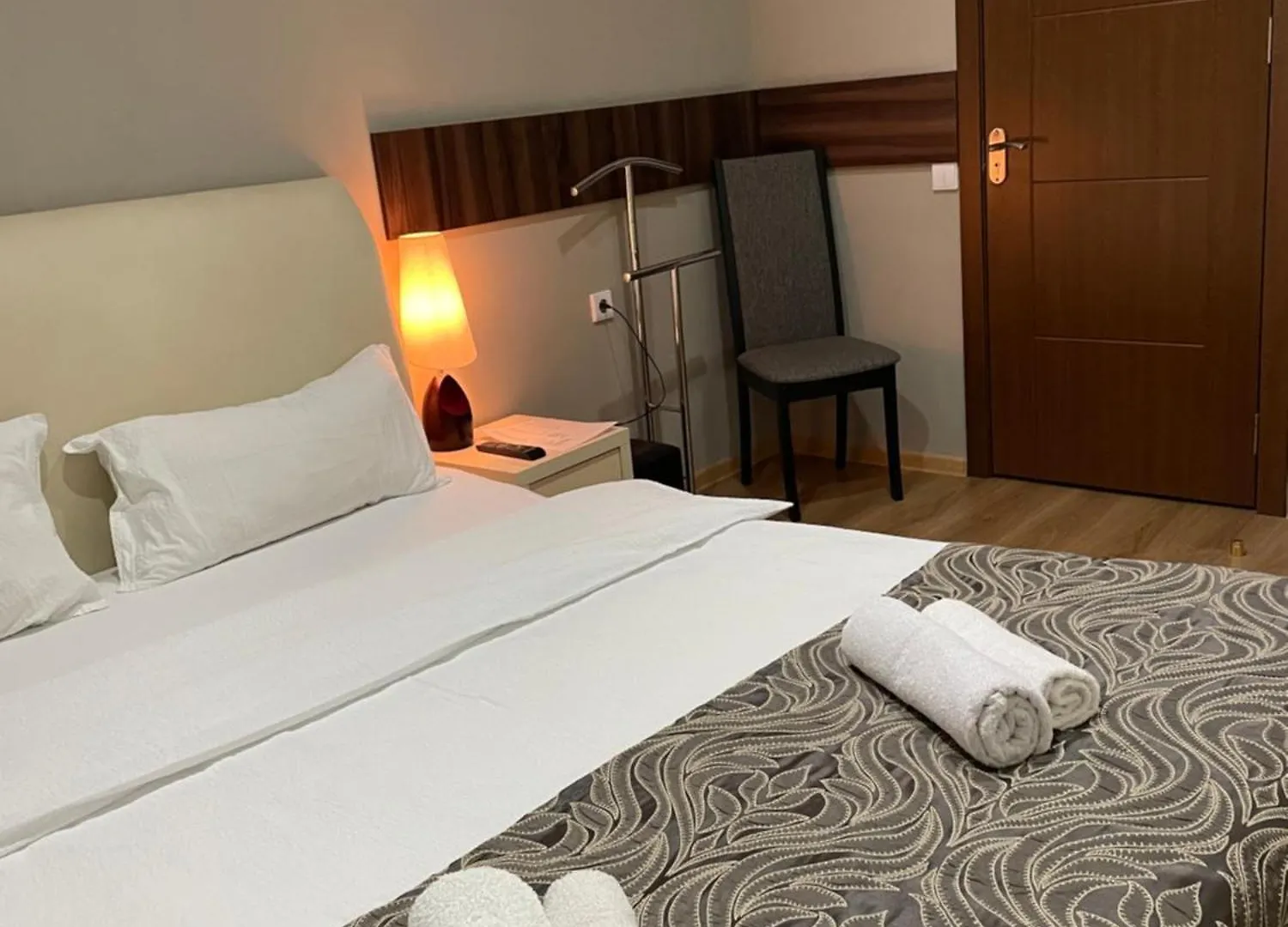 New Hotel Tiflis Oda ve Kahvaltı