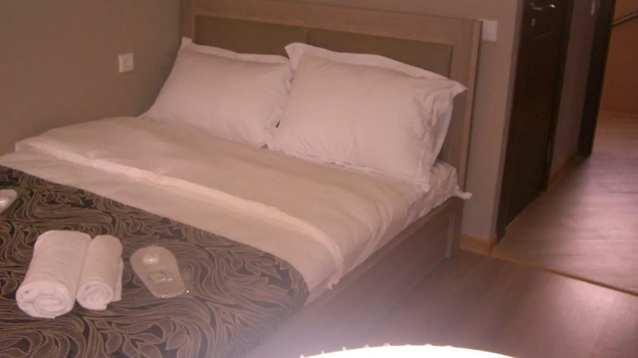New Hotel Tbilisi Bed & Breakfast